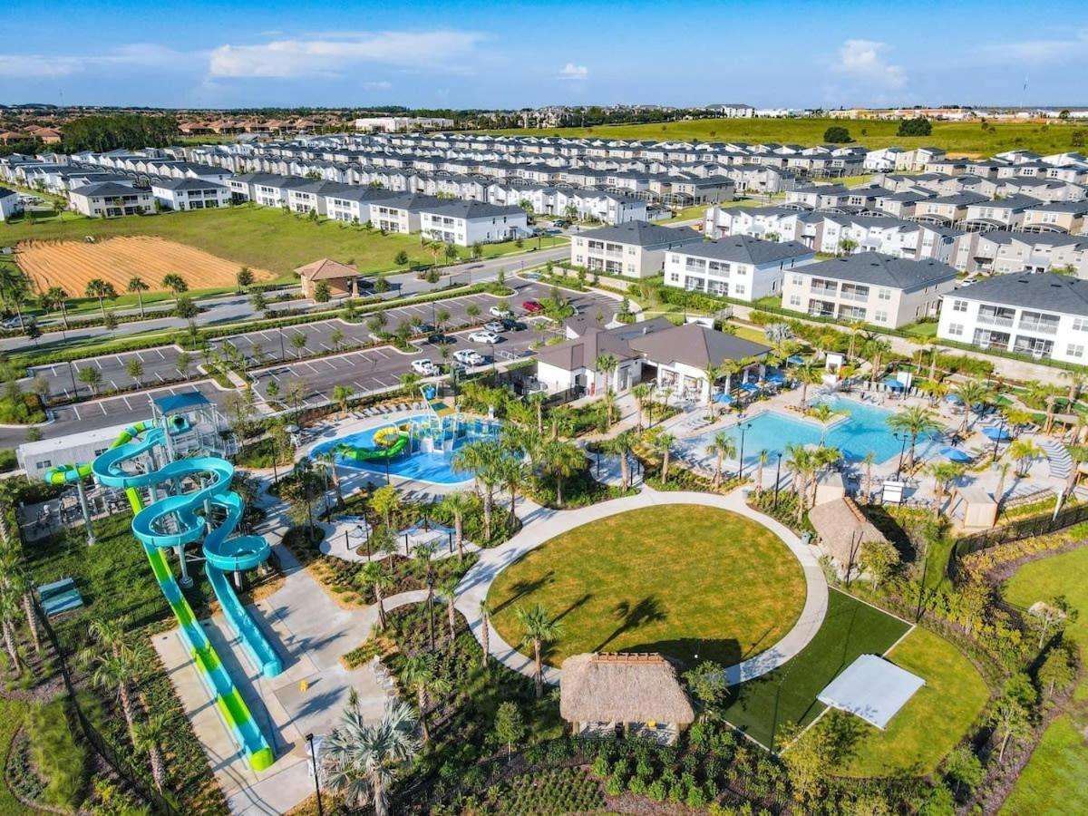 Superb Thematic 2Br Condo With 2 Clubhouses Kissimmee Kültér fotó