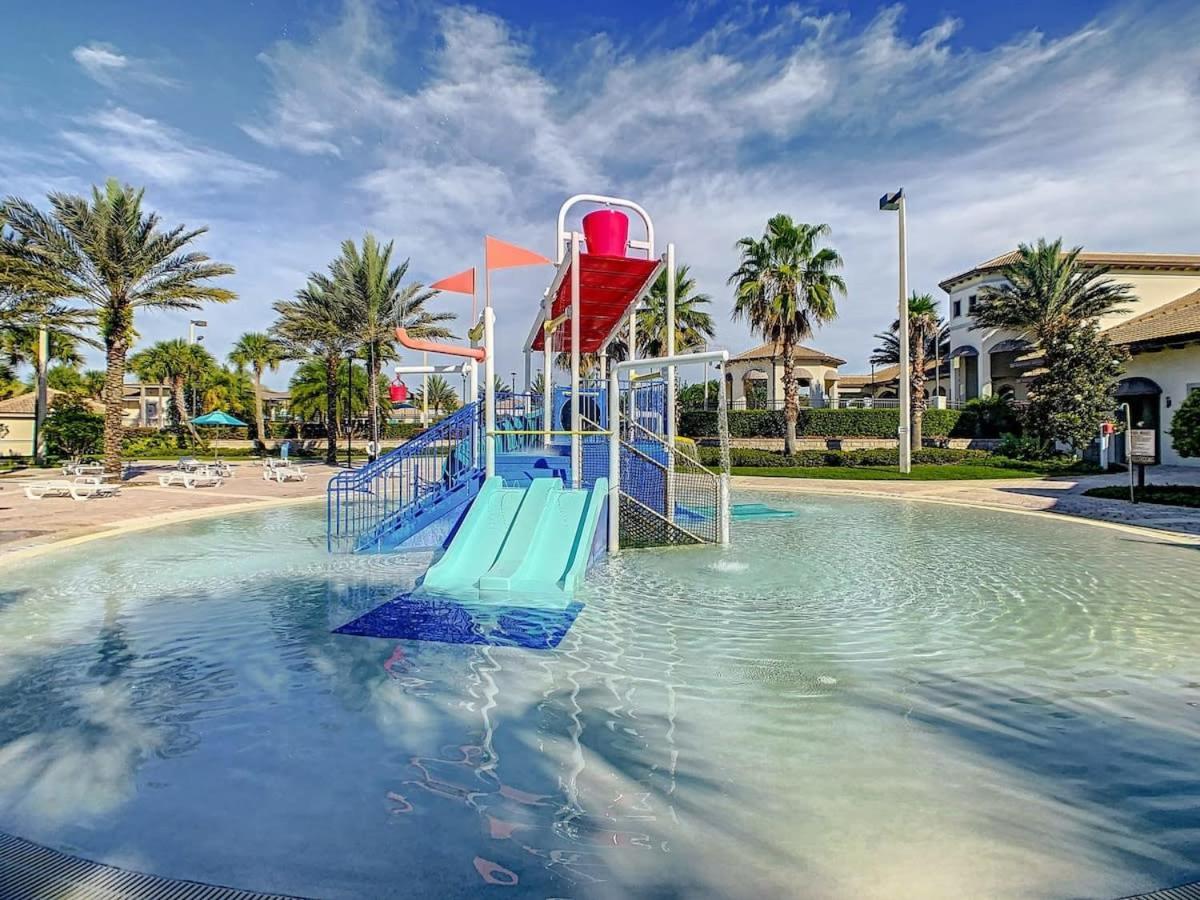 Superb Thematic 2Br Condo With 2 Clubhouses Kissimmee Kültér fotó